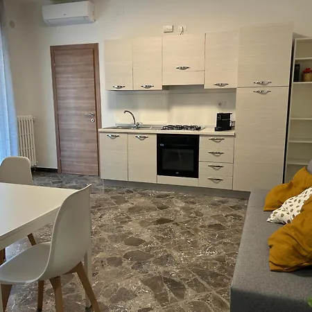 Intomatera Business With Parking 公寓式酒店 马泰拉