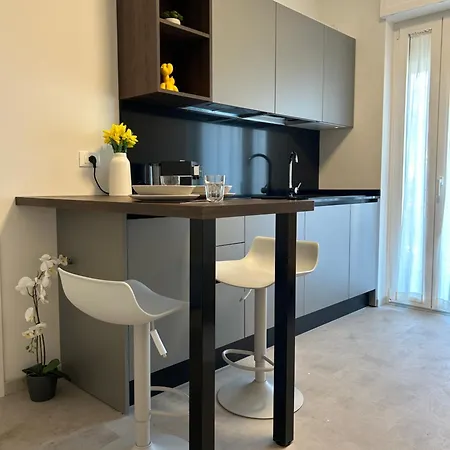 Intomatera Business With Parking 4*
