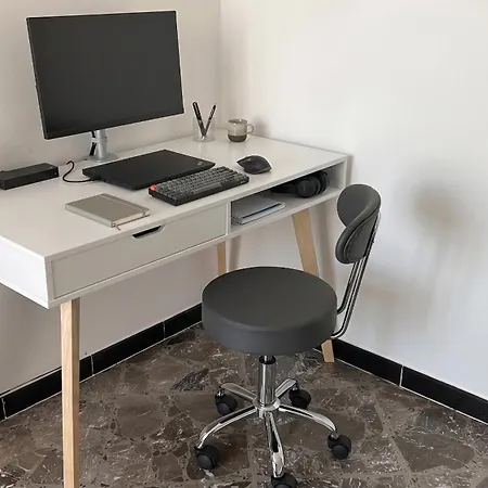 Apartment Intomatera Business With Parking Matera